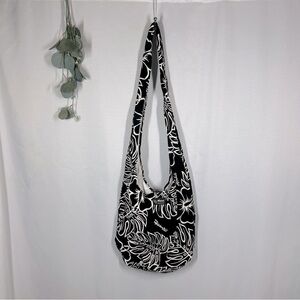 Nani Island | Made In Hawaii USA Crossbody Bag Purse Black White Floral Leaves